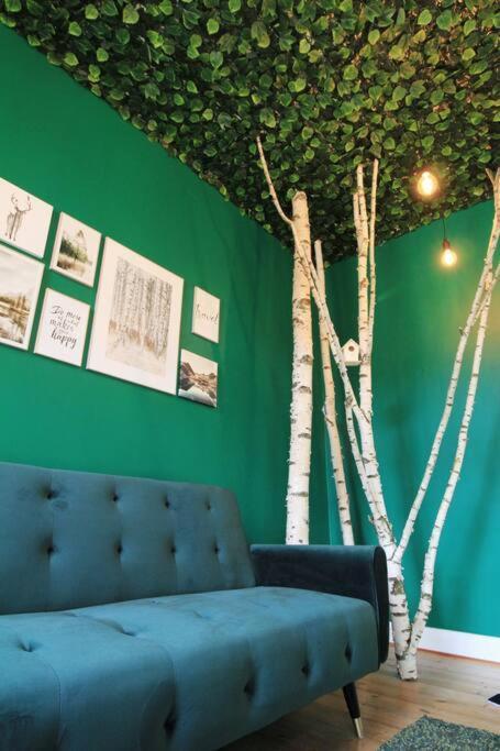 Secret Hideaways Wood Lodge Mit Kinderzimmer Messe L City L Flughafen L Hbf 뒤스부르크 외부 사진